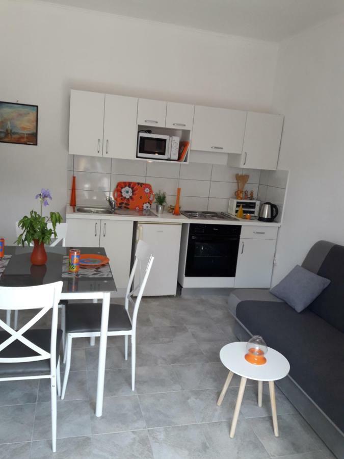 Pauli Apartment Kastela Exterior photo
